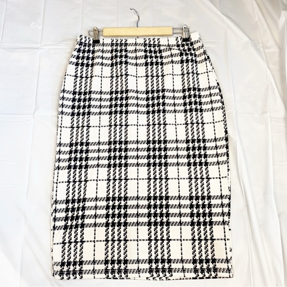 SHEIN Dresses & Skirts - SHEIN Women’s 2XL Black & White Plaid Midi Pencil Skirt Stretch